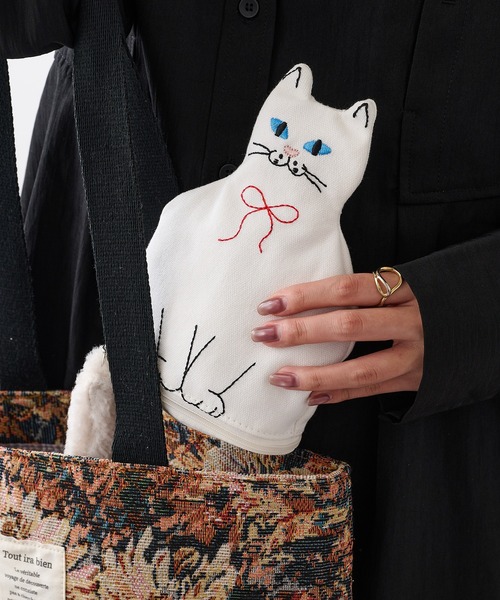 cache cache（カシュカシュ） ポーチ 「cache cache」ネコ刺繍ポーチ