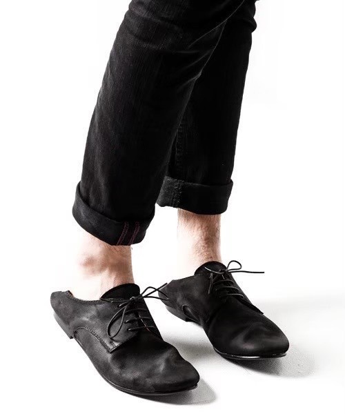 【未使用品】 アルコレッタ 紺色 ネイビー サイズ42 27.5㎝程度 未使用品・最終価格】 アルコレッタ 紺色 ネイビー サイズ42 27.5㎝程度