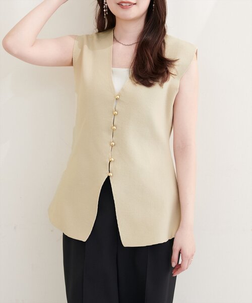 natural couture ベスト ジレ 「Erikoコラボ」ゴールド釦ニットベスト