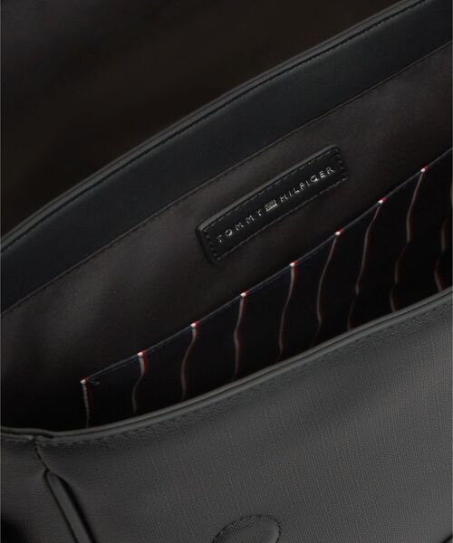 TOMMY HILFIGER（トミー・ヒルフィガー） ショルダーバッグ グローバル