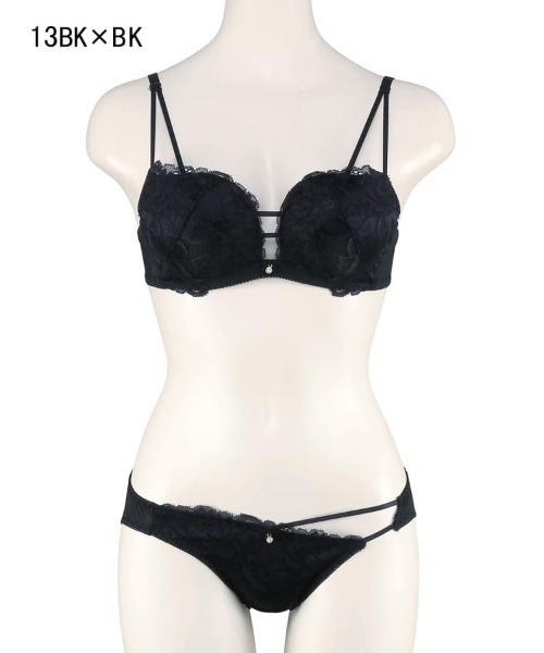 (未使用) miss Naory イタリア製ブラ＆ショーツセット SALE】【northerly】 クラシカルレースふわもりブラセット ｜San-ai