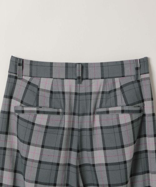 白プリーツパンツ JEANASIS（ジーナシス） パンツ ベルトツキタータンチェックパンツ