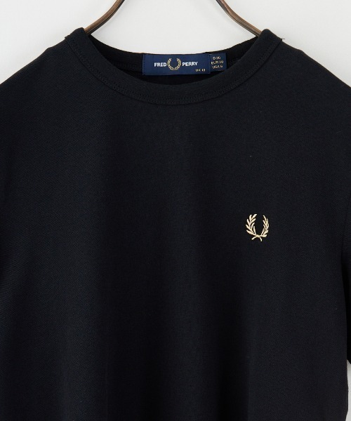 tシャツ 「FRED PERRY/フレッドペリー」 ワンポイントロゴ刺繍 クロップド丈Tシャツ レディースの画像