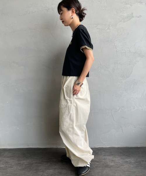 tシャツ 「FRED PERRY/フレッドペリー」 ワンポイントロゴ刺繍 クロップド丈Tシャツ レディースの画像