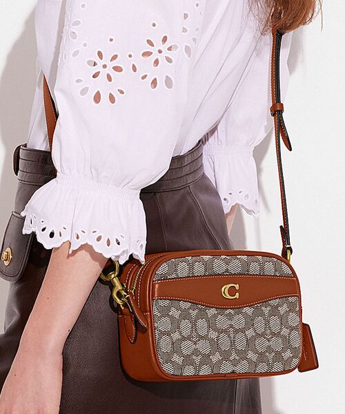 COACH(コーチ) ショルダーバッグ ONE ブラウン系その他 レディース COACH(コーチ) ショルダーバッグ ONE ブラウン系その他 レディース