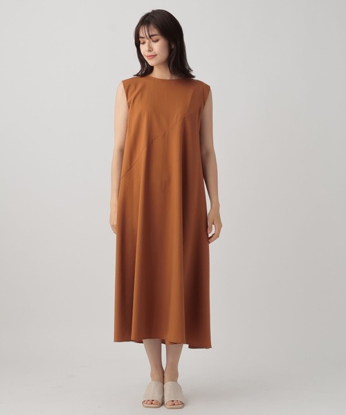 【定価129,800円】美品★カミラドレスノースリーブワンピース'22年38近年 定価129,800円】美品☆カミラドレスノースリーブワンピース'22年