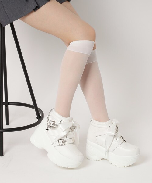 cs T&P（シーエスティーアンドピー） スニーカー 厚底デビルモチーフ