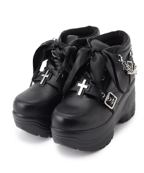 cs T&P（シーエスティーアンドピー） スニーカー 厚底デビルモチーフ