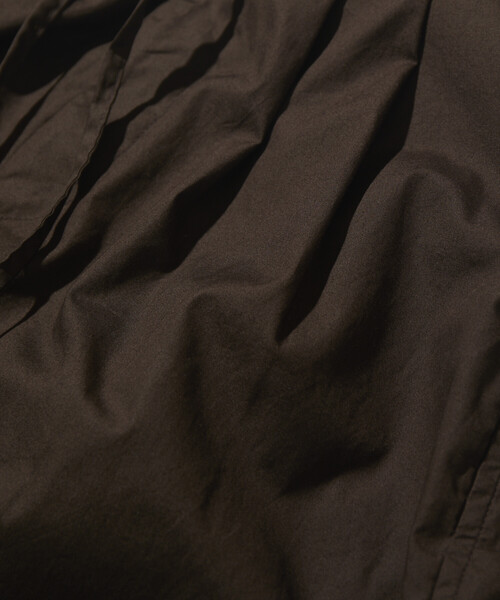 CAHLUMN（カウラム） チノパン Broadcloth 2Tuck Trousers メンズ