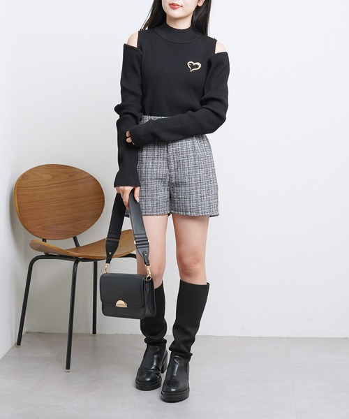 ちこ Chico（チコ） レディース ニット ブローチ付肩開きコンパクトニット