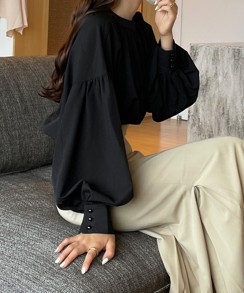 Louere（ルエレ） ブラウス シャツ スタンドカラーギャザーブラウス