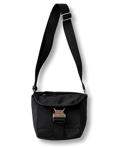 NO ID.（ノーアイディー） ショルダーバッグ 「NO ID.」Camera Bag