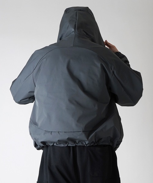 Confirm（コンファーム） マウンテンパーカー ウインドブレーカー