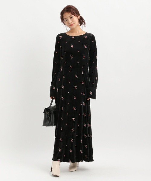 Andemiu（アンデミュウ） ワンピース ベロアシシュウロングワンピース