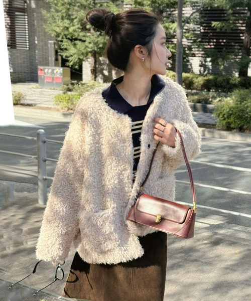 ⭐︎美品⭐︎ebure エブール ノーカラーコート　リバーコート 普通に見えて圧倒的に違う。ebureが醸す 4つの“別格感” | VERY NaVY