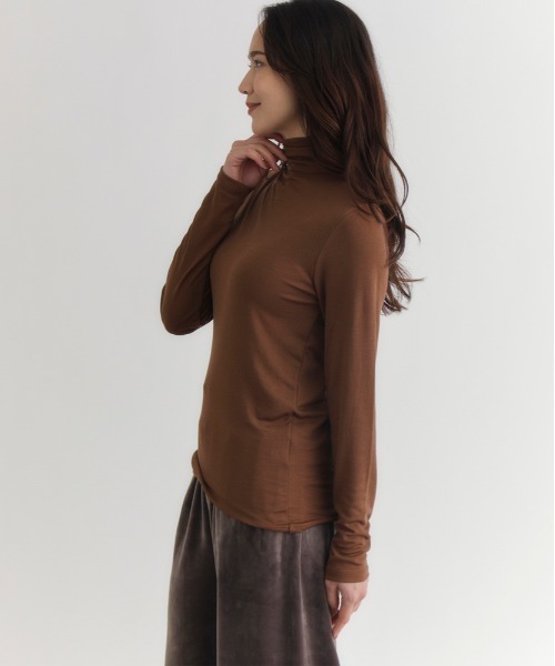 Right-on（ライトオン） tシャツ 「HONEYSUCKLE ROSE」調温ハイネック