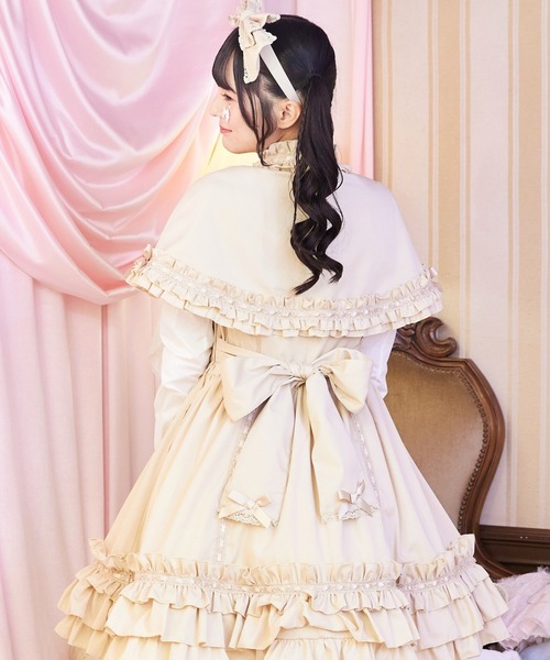 カネコイサオ フランスレース挟み込みの豪華なドレスワンピース リボン装飾ベージュ BODYLINE ワンピース 3wayケープつきリボンのロイヤルドールドレス 5点