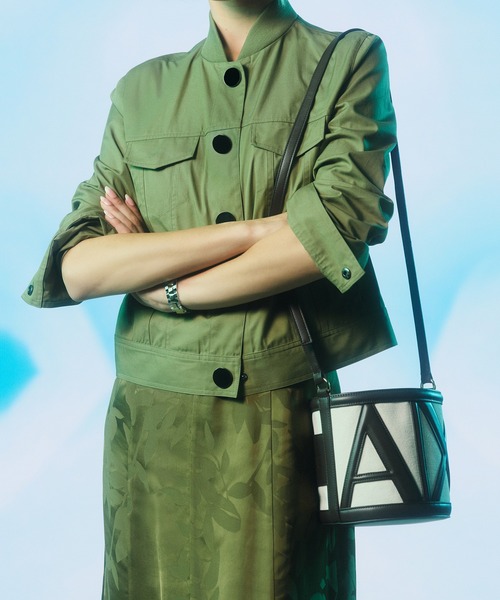 ARMANI EXCHANGE ショルダーバッグ バッグ 「A|X アルマーニ