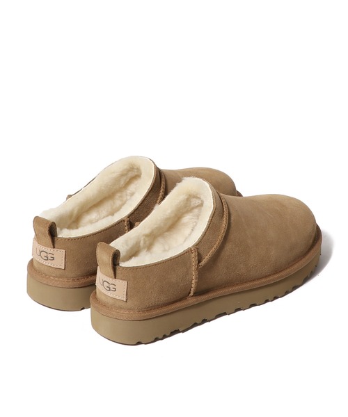 「UGG」 スリッポン 6 ブラック レディースの画像