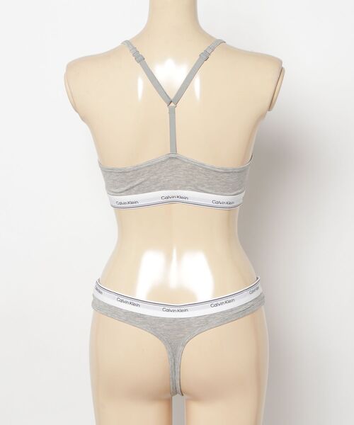 カルバンクライン ブラ＆ショーツ Tバック 上下セット グレー M/L Calvin Klein（カルバン・クライン） ブラジャー ショーツセット ブラ
