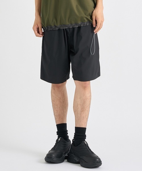 WHITE MOUNTAINEERING（ホワイトマウンテニアリング） ワイドパンツ