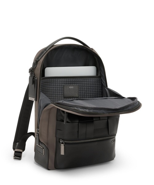 TUMI（トゥミ） デイバック リュック HARRISON 「ブラッドナー」バック