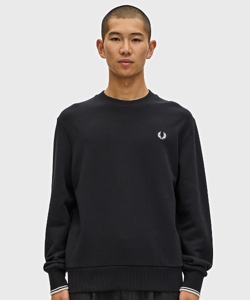Fred Perry ブラック トレーナーMサイズ Fred Perry ブラック トレーナーMサイズ