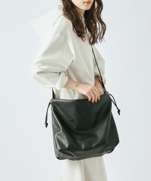 ショルダーバッグ・ポシェット soeur Soeur Winona レザー ショルダーバッグ レディース (soeur
