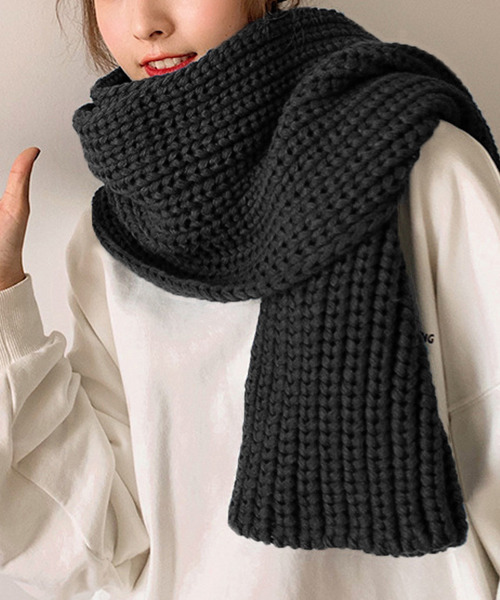 新品未使用　PINUE トライカラーニットマフラー レッド 3色ミックス ミニニットマフラー（BLACK/クラブカラー） | 浦和レッズ