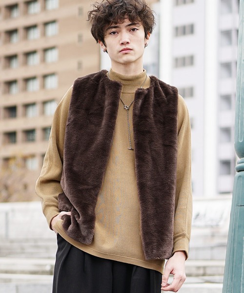 MinoriTY（マイノリティ） セーター ニット 「MinoriTY」ビッグ