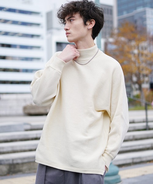 Mサイズ STONE モックネック ニット Mサイズ STONE モックネック ニット 地柄モールモックネックニット(M