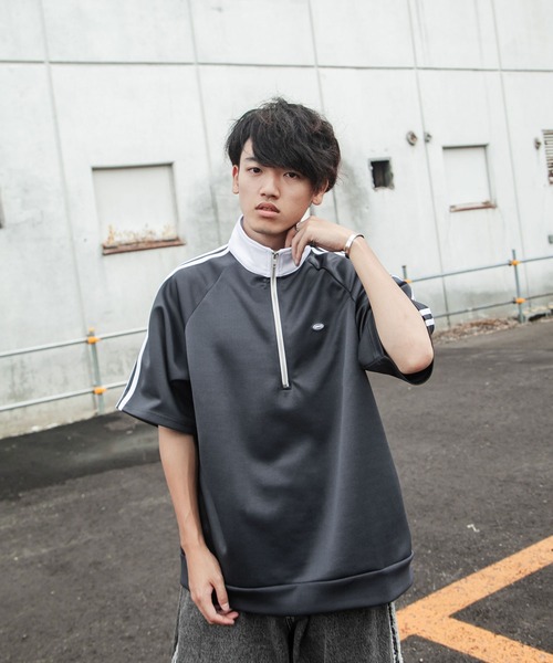 UNCORD（アンコード） tシャツ half zip oversize half sleeve track