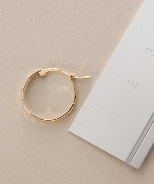 COCOSHNIK（ココシュニック） ピアス K10ダイヤカット フープピアス