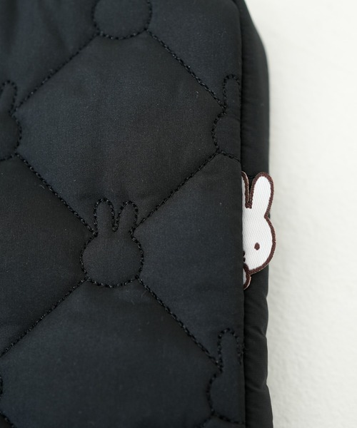 Miffy（ミッフィー） タブレットケース チャーム付き フラットポーチ
