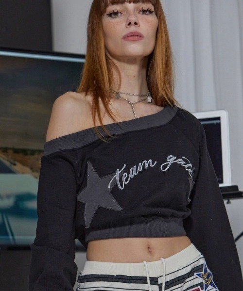 トレーナー スウェット 「GATELESS」OFF SHOULDER CROPPED SWEAT SHIRT レディース GATELESS トレーナー スウェット 「GATELESS」OFF SHOULDER