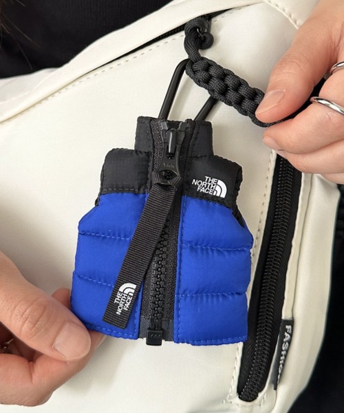 ノースフェイス 韓国限定 ヌプシショルダーバッグとヌプシベストキーリングのセット ノースフェイス 韓国限定 ヌプシショルダーバッグとヌプシベスト