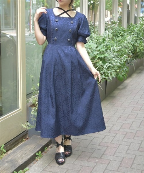 上品リラクシーstyle。ポケット付Vネックワンピース[品番