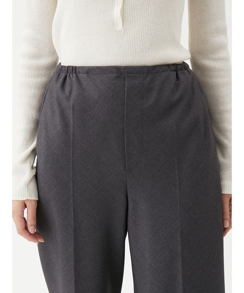 美品！Mila Owenグレー　VネックノーカラーストレッチパンツスーツS Mila Owen（ミラオーウェン） パンツ スーツ地イージーパンツ