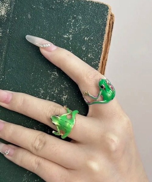ハンドメイド 人形型リング 淡い緑 NOLITA LABORATORY アレルギー対応 指輪 リング 「 NOLITA / ノリータ