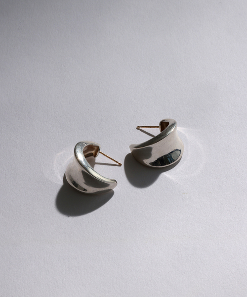 ピアス 「SAMH by LILAS」ワイド平甲丸ピアス SV（両耳） レディースの画像
