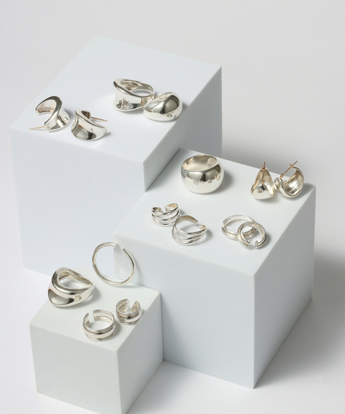 ピアス 「SAMH by LILAS」ワイド平甲丸ピアス SV（両耳） レディースの画像