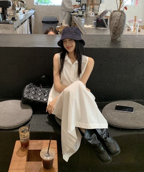 BEIGE. ホワイト ノースリーブワンピース Aelina シャツワンピース ポロカラーノースリーブワンピース