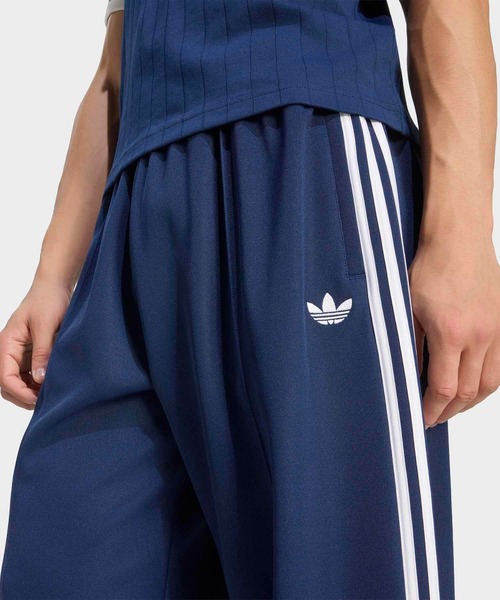 adidas（アディダス） ワイドパンツ パンツ BAGGY TRACK PANTS
