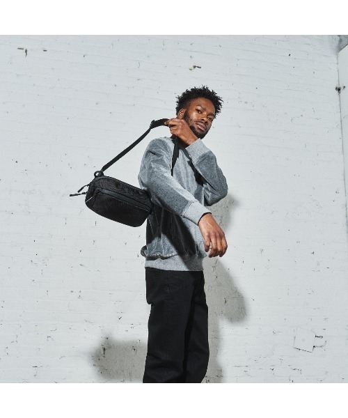 Aer（エアー） ショルダーバッグ AER Day Sling 3 / AER-21026・AER