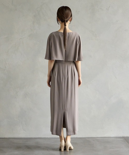 AIMER（エメ） ドレス ケープ風Vネックタイトラインパーティードレス