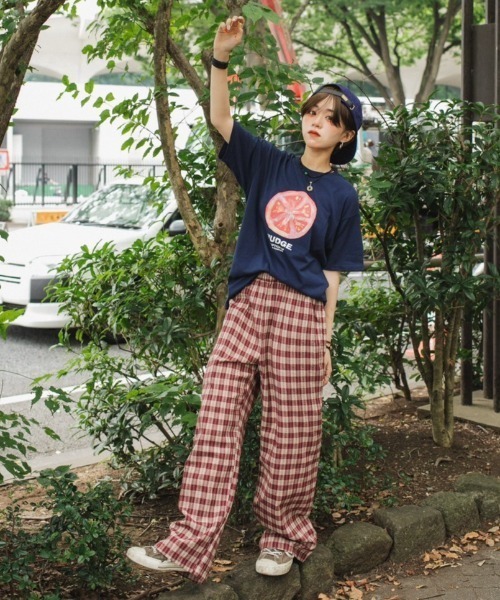 【関税込み】LU'U DAN ベージュ ジッパー デニム カーゴパンツ デニムパンツ メンズ カーゴパンツ[品番：LU000012876
