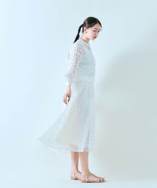 Audie a Muses オーディア ミューズ　フラワー刺繍ブラウス　42 Audie a Muses オーディア ミューズ フラワー刺繍ブラウス 42