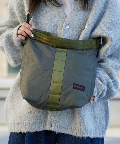 BRIEFING ブリーフィング　ショルダーバック　カーキ　USA製　ナイロン ブリーフィング BRIEFING バッグ （カーキ） - ファッション通販
