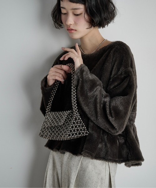 THE Yon ショルダーバッグ バッグ ビーズデザインパーティーバッグ