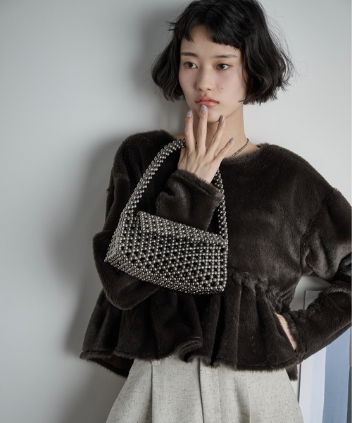 THE Yon ショルダーバッグ バッグ ビーズデザインパーティーバッグ